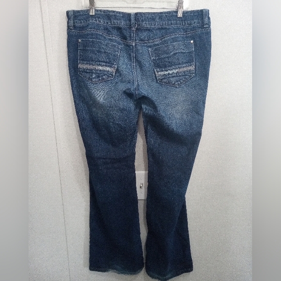 Decree Pants Size 15 Distressed Bootcut Blue Jeans Hole in Knee Worn Bottom Hem - Picture 6 of 15